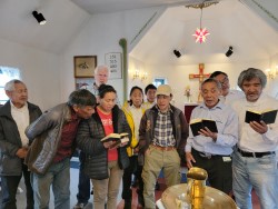 Alan singing with the Aappilattoq choir